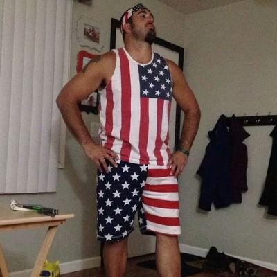 justinsauser's profile picture. To the game and getting out of this hick town! Thank God there is a sport for middle-sized white boys.

Die hard Redwings and hockey fan in general.

KCCO