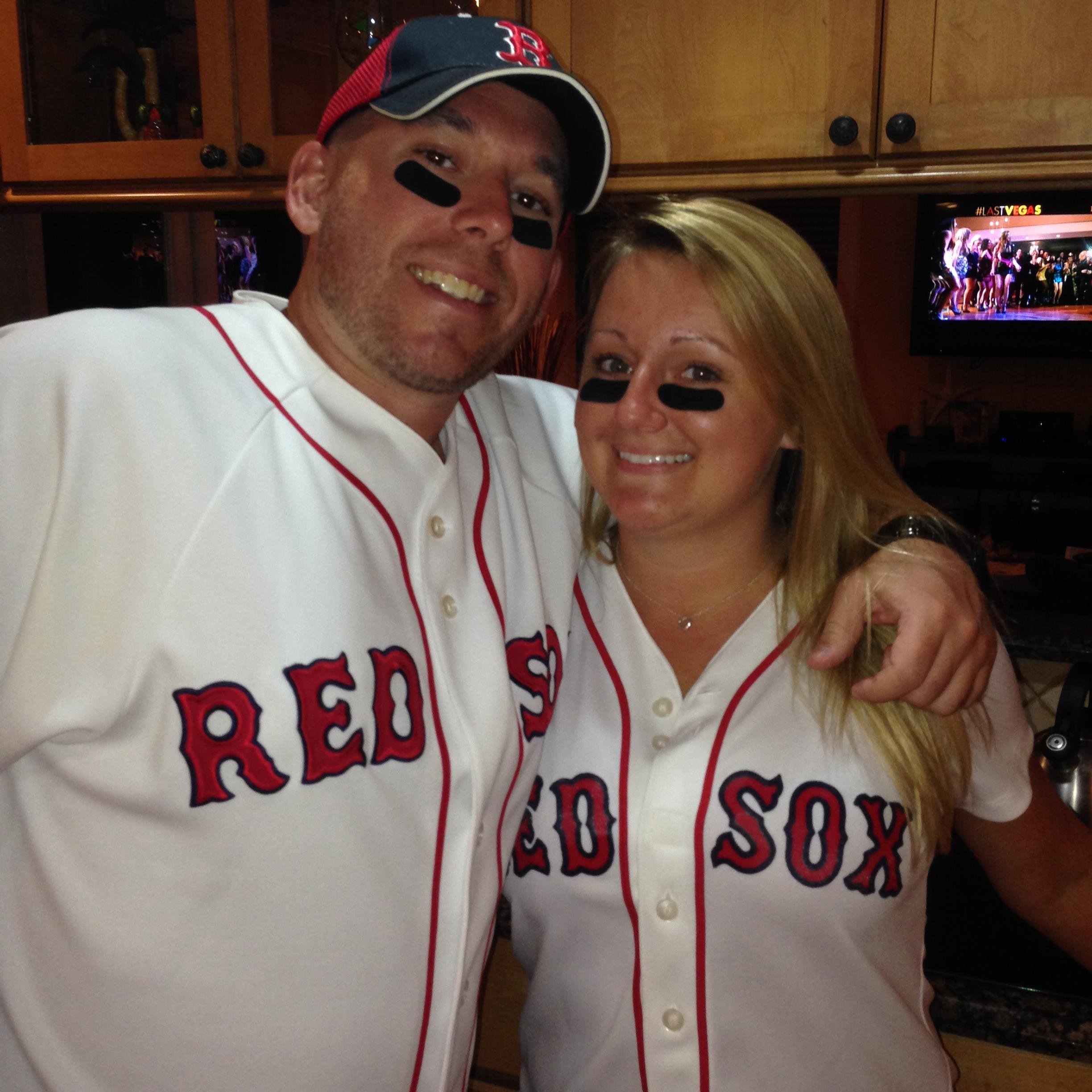 _MydLyfeCrysys_'s profile picture. Excess in moderation.