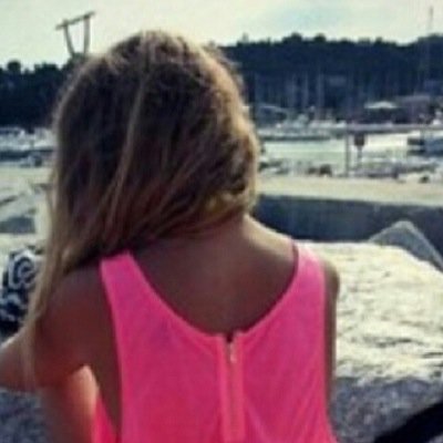 رُغمَ كل شيَء نقولہُ ونكتبہُ , يبقىَ في آلقلبُ أشيآءَ أكبر مِنْ أنّ تُقآل....!