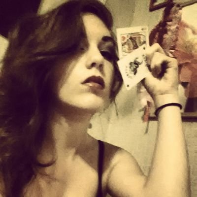 Becki. Salvadorian & Greek; multilingual. Kid at heart. I rep the 305. #PhinsNation.  IG: resrodriguez_. I like koalas.