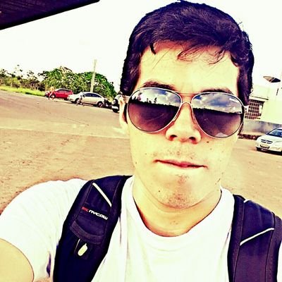 Paraense, formado em técnico em mineração, trabalhando atualmente na empresa zamin ferrous no estado do Amapá