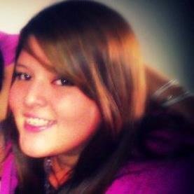 Venezolana 3  Periodista en formación.  -UCSAR. Defensora DDHH / Amante de la actuación. Sueño con vivir en Madrid.