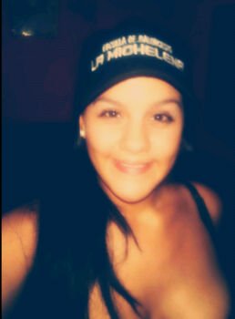 Sigueme&TeSigo;)~TusBesos; mi mayor debilidad:*~Perfectos son los momentos junto a él**