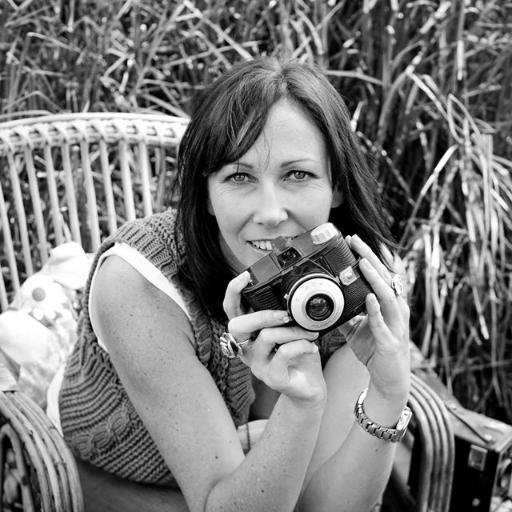 donna_photos's profile picture. All areas of photography including:
corporate,
portrait,
real estate,
pets,
photography as art