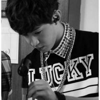 헨리앓이 (@24dora_strings) 's Twitter Profile Photo