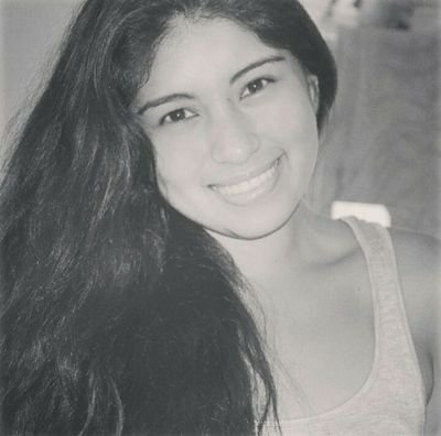 KaroAnicama's profile picture. Fotógrafa. Arquitecta. Actriz aún no descubierta. Feminista. Mamá gatuna. Amo la vida con locura!
Sígueme por facebook ⏬