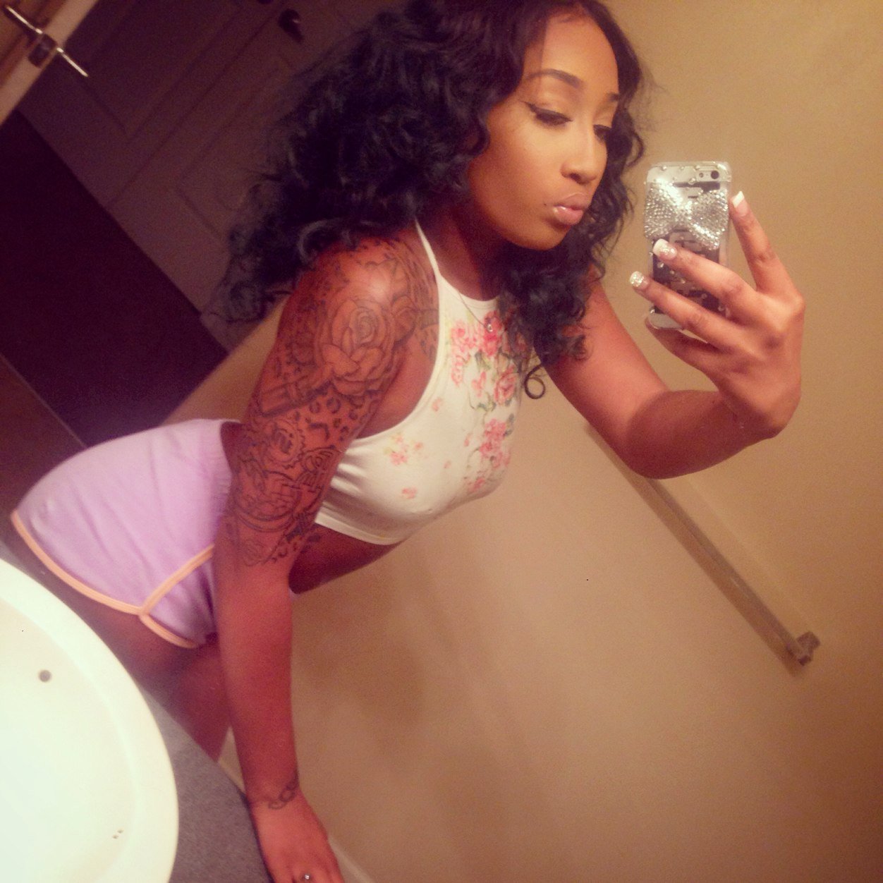 PrettyTHUGBih's profile picture. el dominicano princesa, FOR VIDEO BOOKINGlondonsmith04@gmail.com(IG: lipsticktip