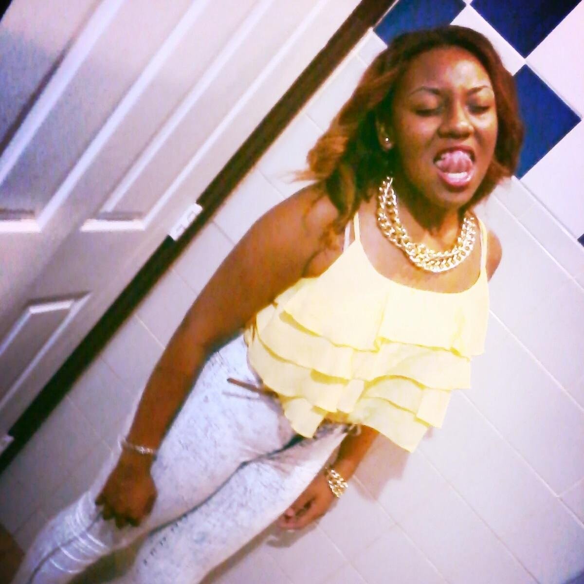 -Life Is About Creatinq Yourself ;) ll #GOD ♥™