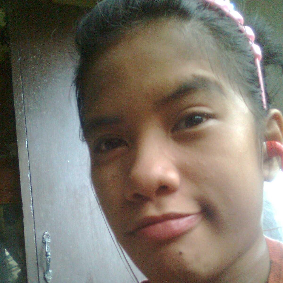 misspink_adik's profile picture. rhodzkie