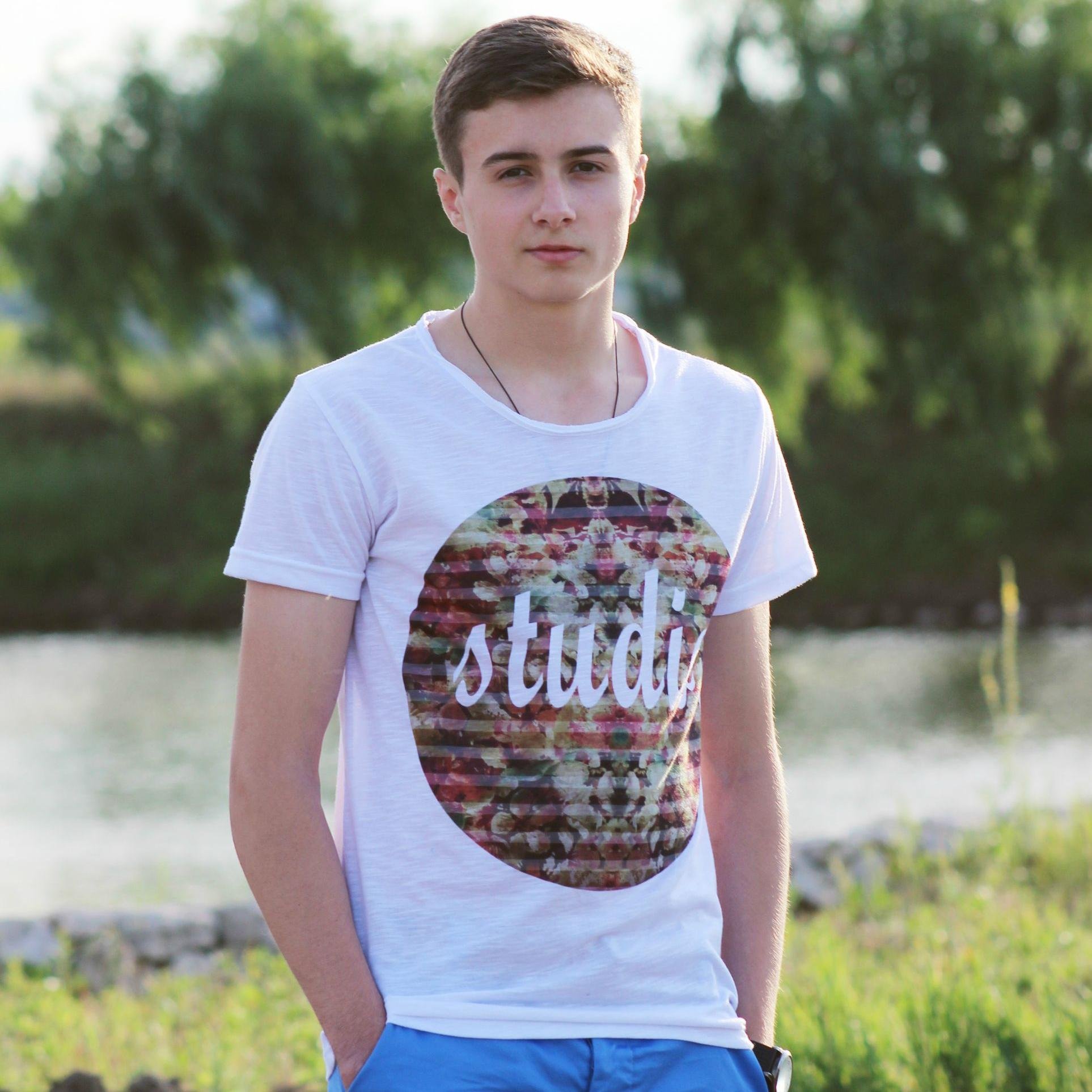 hacima1's profile picture. 