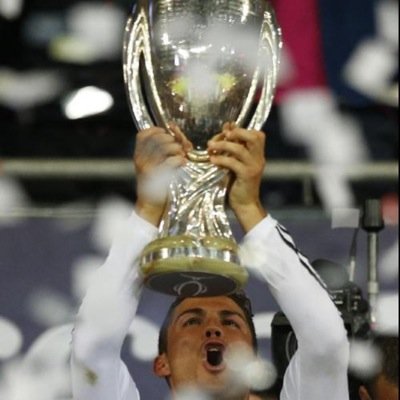 NicoHdez9710's profile picture. Zidane Laudrup y Ronaldo nazario