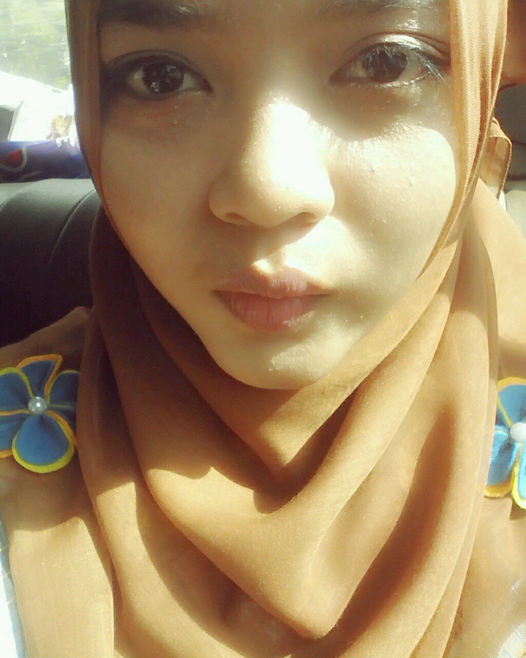 ASSALAMUALAIKOM!! 
Sya SItI NORAZIAH call me zyeahh.. 1/7/1998 Taken by Afiq kedingg