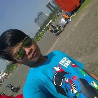 selalu ingin menjadi yg terbaik..
