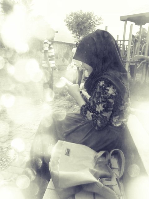 NF48702724's profile picture. Apa adanya dan gak usah di ada adain :-P