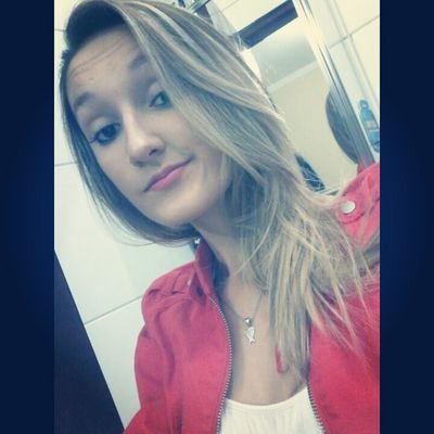 Corinthiana,20 anos ,Ribeirão Preto-SP Sigam-me os bons *-*  @ClubeFollowBack     http://t.co/KxfZB4sgZw…