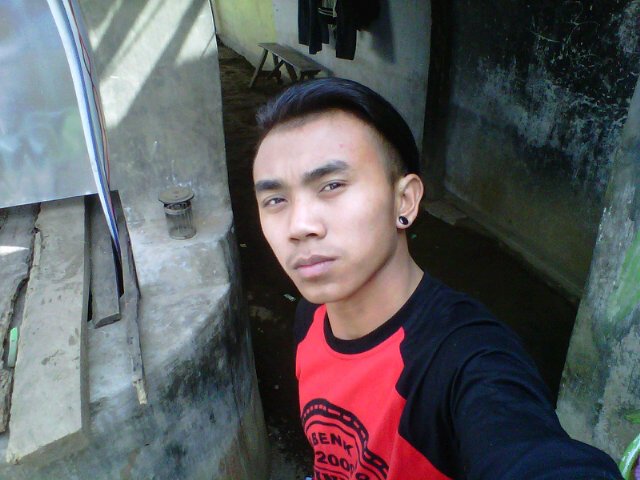 rokim87422705's profile picture. 