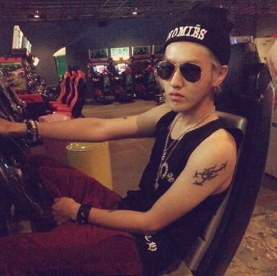 ! ม + เอีย = @snowkris123 !