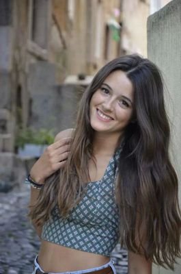 un ser bio-psico-social (enfermera).Vivo de excepciones.El Hedonismo como forma de vida.Malagueña hasta la médula