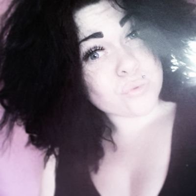 INSTA: kayleylmoorhead