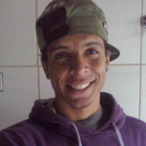 Foco na missaõ , Força na luta , muita Fé em Deus & acreditar em si mesmo' .. ♕ ★