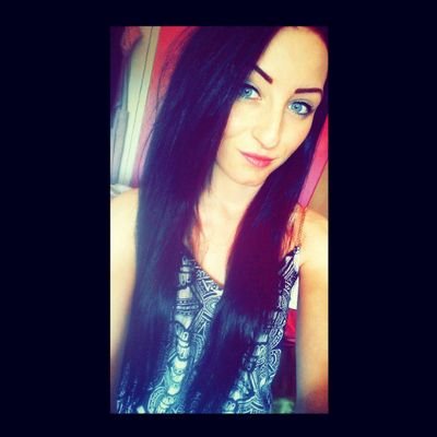 tinie_98's profile picture. 