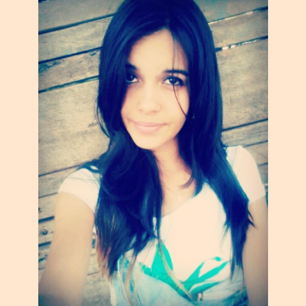 desculpe se não sou perfeita mas te asseguro casamento eu prometo *--*