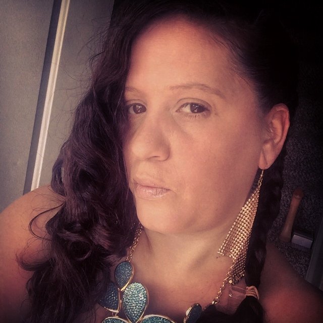 nin_ojeda's profile picture. I am an author of three books 📚 you can find me on https://t.co/Bg7vCkzUZy  Julie Ojeda Nin