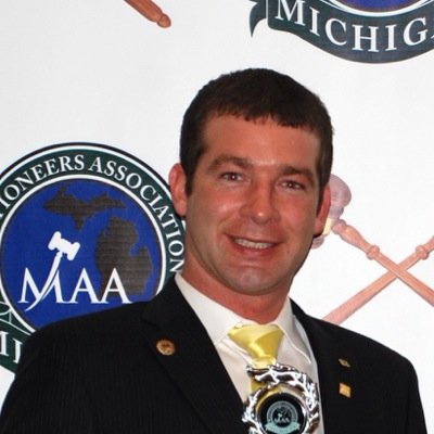 Full time auctioneer! Working as a contract auctioneer selling auto,personal property,real estate , auctions!