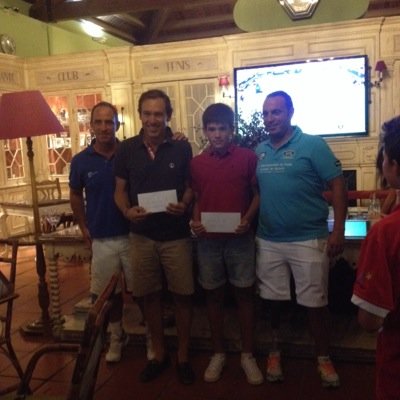 Soy de Linares, Andaluz y Español. Me gusta el padel y el running. Pero sobre todo me gusta mi familia. Y por supuesto atletico #101ronda   #EFA #Agricultura