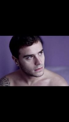 club de fans no oficial de @adrianrodriguez8 él mejor ídolo del mundo ,perfecto no solo como actor sino también como persona