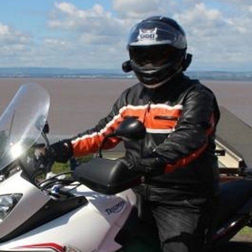 Motorcyclist/Biker. Nerd. I make videos from riding my Triumph Tiger Sport.