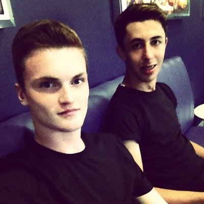follow my main @MitchLevick
#TeamFollowBack