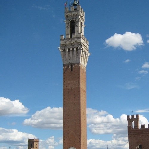 SUNY Buffalo State's Siena Program immerses undergrads in Italy's culture, arts, language, and tourism. Est. in 1961, it is SUNY's oldest study abroad program.