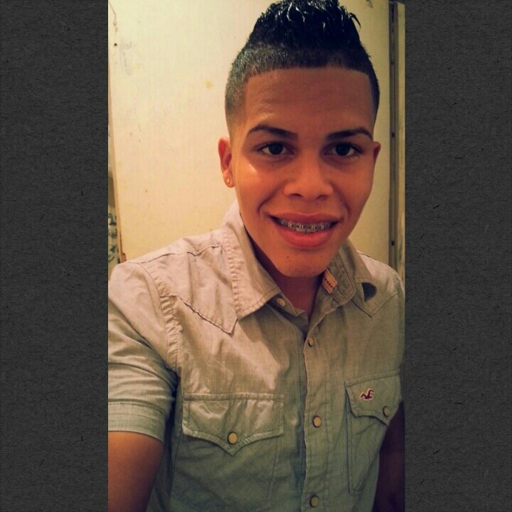 - Hola Soy Un Chamakito HUmilde Que Me like Que Me Aconsejen An Que sepa Demasiado  YaH Solo eso Tengo Para Decirles - [ ♥ ] :))
