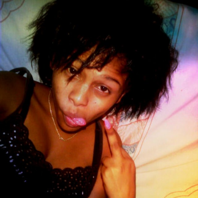 pweddigurldora's profile picture. 