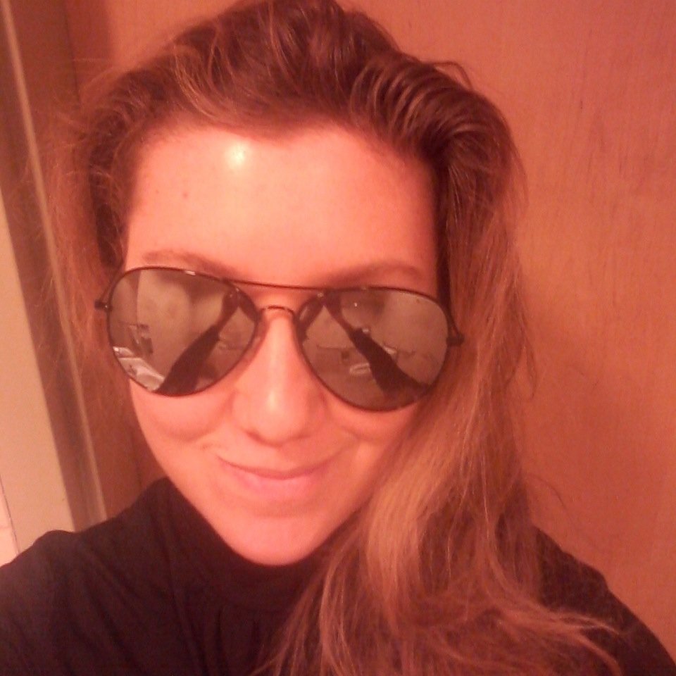 GetItWrit's profile picture. Freelance writer, editor, social media consultant,  traveller. book blurts blogger.  creative to the corners