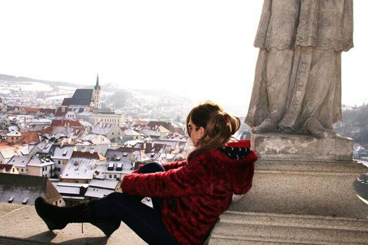 travel freak..music lover..but so lazy like garfield....!!