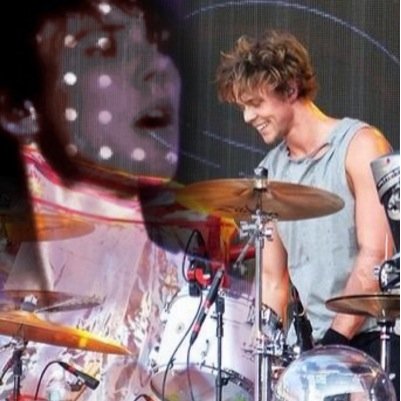 stirin_irwin's profile picture. luke is love luke is life • 0/4 *sobs* • goal:1.5k yah i like taylor too