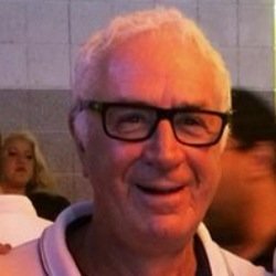 Fondateur @GroupeSollyAzar | président du Conseil @ParisLevallois1 | et @_atHomeInFrance | Innovateur - Précurseur | creator of opportunities @outsmartlabs