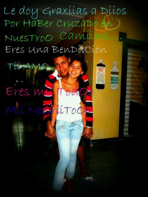 Estoy triste xq no estas mi amorsote te amOooo te extraño..... Mi negOooo.