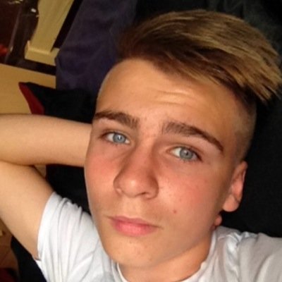 SINISTER_lynx's profile picture. I love pubstomping and want to join a big clan ❤️