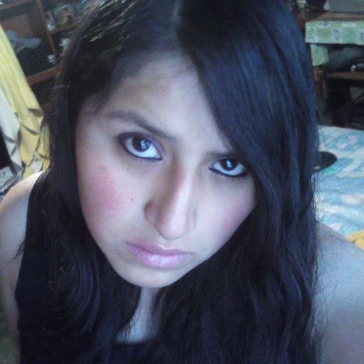 si algo me apasiona es la música conocer gente y salir a admirar el atardecer.. soy aveces intolerante con la gente basura... en fin :3