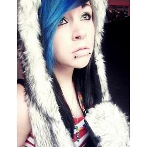 He died every night to let her breathe. 16 year old greaser.
@greasermel is my bæ and bestie. RP