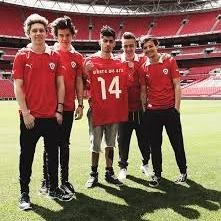 directioners=) FALLOW MEE