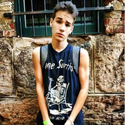 THIS IS A FREE FOLLOW FROM : @kimemme and @imaginecunts FOLLOW THEM AND ASK THEM THEY FOLLOW BACK!!