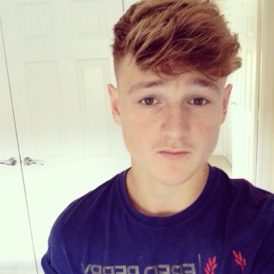 Im a geordie ...so follow me ...and on instagram @Dean_Rix