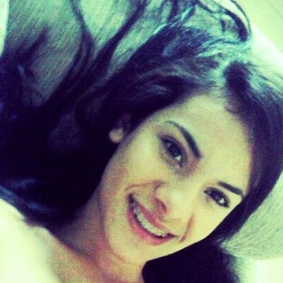Bendito seja o Deus do impossível, o Deus da minha salvação ❤️. Instagram: @ferhabya