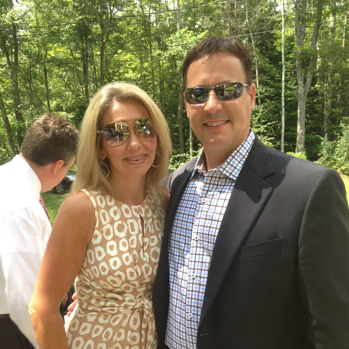 Men's style advisor with J. Hilburn.  Bringing personal style, character and class back to men - one shirt, one suit, one measurement at a time.