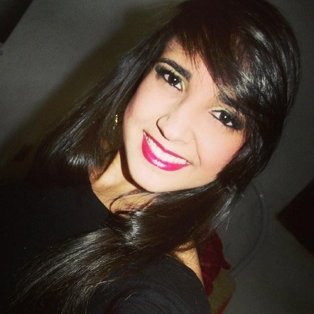 Nem sempre ando entre os meus iguais, Nem sempre faço coisas legais. Me dou bem com os inocentes mas com os culpados me divirto mais.(Pitty)