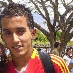 Estudiante de la Universidad Arturo Michelena Comunicación Social... totalmente agradecido a Dios ♥
